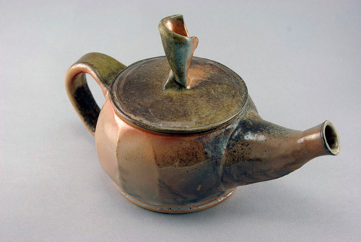 teapots and containers